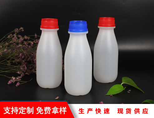 圆形奶瓶